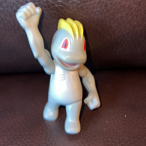 Pokemon MACHOP 3" inch Action Figure 2007 Jakks Pacific Nintendo PVC Toy - Picture 1 of 5